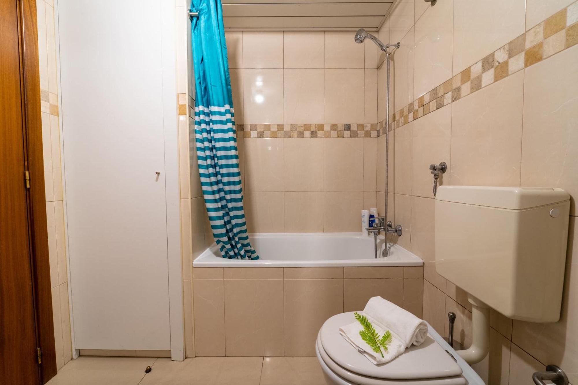 Taxa Duplex - T4 Familiar No Centro Da Cidade - Braga Dış mekan fotoğraf
